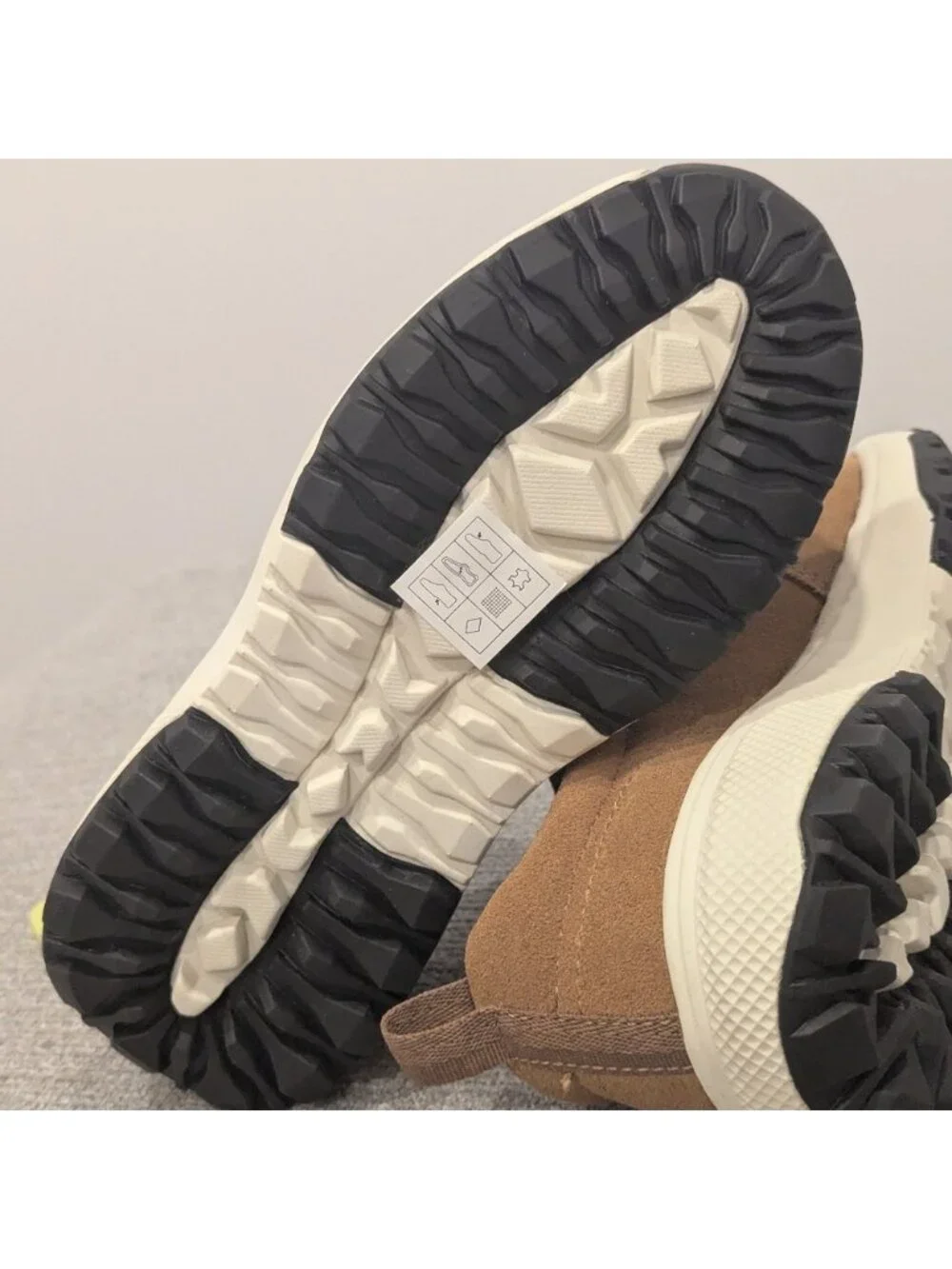 Skechers new tag